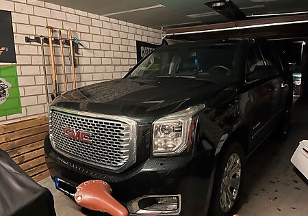 GMC Yukon