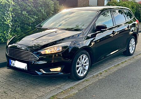 Ford Focus 1,5 EcoBoost Automatik Titanium Turnier