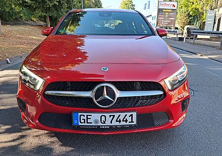 Mercedes-Benz A 200 Automatik Navi nur 64Tkm