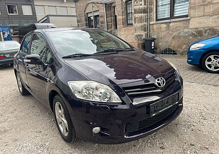 Toyota Auris Executive