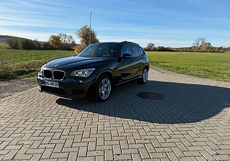 BMW X1 sDrive20d ! M Paket ! Pano. Autom. Ahk.