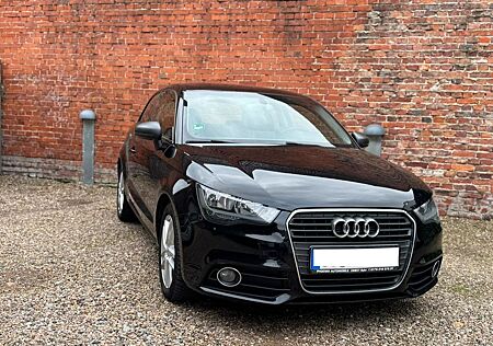 Audi A1 gebraucht kaufen Audi A1 1.6 TDI 66kW