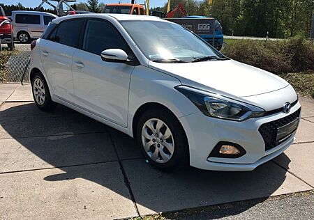 Hyundai i20 Trend , Automatik !