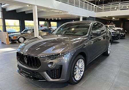 Maserati Levante Modena MY22, Pano, Assistenten