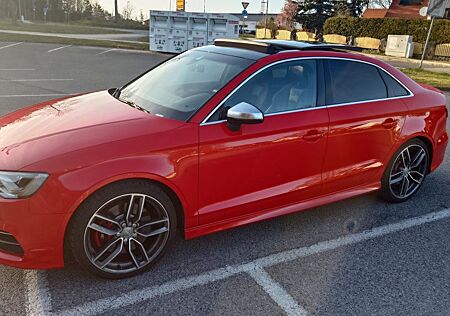 Audi S3 2.0 TFSI quattro Limousine
