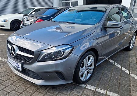 Mercedes-Benz A 200 /PANORAMADACH/TÜVNEU/SITZHEIZUNG/