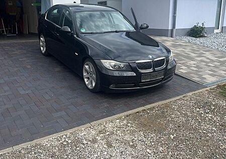 BMW 330d -