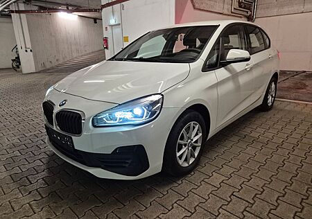 BMW 216d Advantage*DSG-Navi-Sportsitze-ACC-LED*