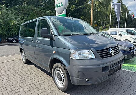 VW T5 Transporter Volkswagen Bus Caravelle Trendline AHK 7 Sitzer PDC
