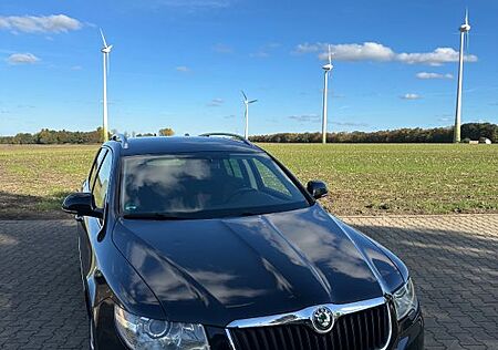 Skoda Superb gebraucht kaufen Skoda Superb 2.0 TDI 125kW DSG Ambition Combi Ambition