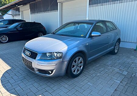 Audi A3 1.6 Ambiente Automatik