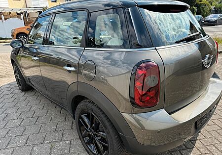 Mini Cooper Countryman viele neuteile