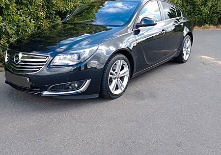 Opel Insignia 2.0 BiTurbo CDTI Edition Automatik