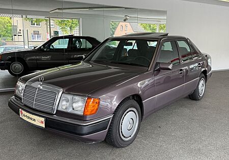 Mercedes-Benz 230 E Sportline MB-Scheckheft H-Kennzeichen ABS