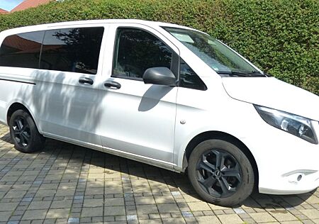 Mercedes-Benz Vito 111 CDI Tourer Pro - 8 Sitze