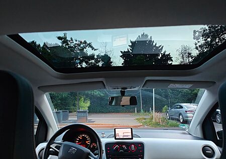 Seat Mii Chic Panorama, Leder, Navi