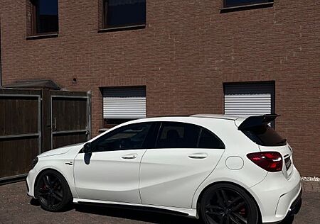 Mercedes-Benz A 45 AMG Mercedes-AMG A 45 4MATIC DCT Merced...