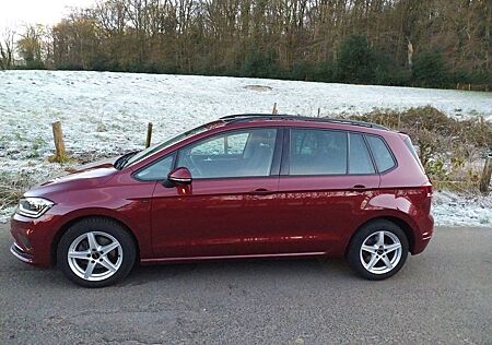 VW Golf Sportsvan Volkswagen 1.5 TSI ACT OPF 110kW DSG Hig...