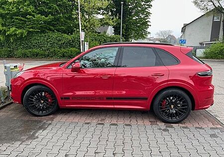 Porsche Cayenne 4.0 V8 GTS