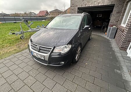 VW Touran Volkswagen 2.0 TDI DPF R-Line Edition R-Line Edition
