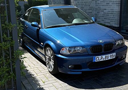 BMW 330Ci -