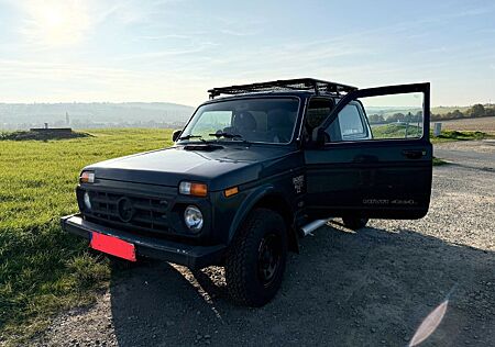 Lada Niva 1.7i Only Only