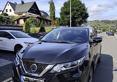 Nissan Qashqai 1.3 DIG-T 160PS Connecta N-Way AAHK TOP
