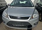 Ford Focus 1,6TDCi KEIN BRIEF, MOTORLEUCHTE AN