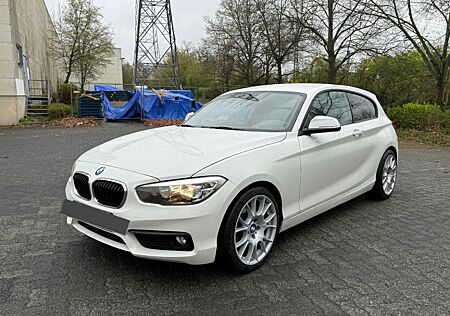 BMW 116i - 1. Hand, Nur Schekheft!