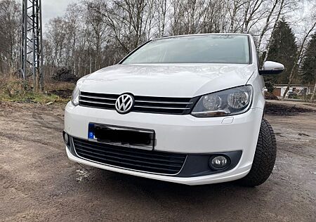 VW Touran Volkswagen 2.0 TDI DSG Comfortline BlueMotion Te...