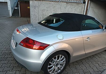 Audi TT Roadster 2.0 TFSI -