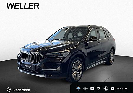 BMW X1 xDrive20dA xLine- HuD, Pano, AHK, ACC, Memory