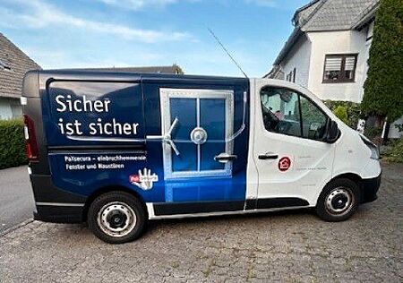 Renault Trafic Kastenwagen mit 2 Hecktüren
