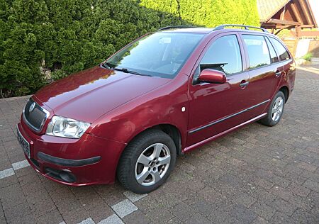 Skoda Fabia Combi 1.4 16V Classic Automatik