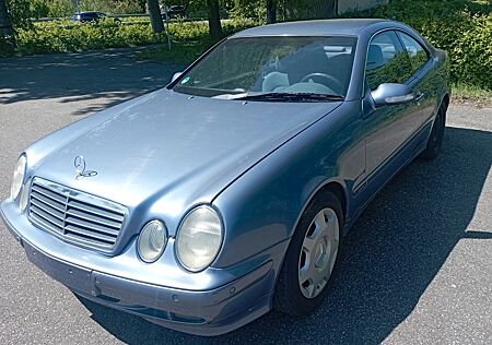 Mercedes-Benz CLK 320 ELEGANCE, MP, Automatik, Klima EZ 3.2000
