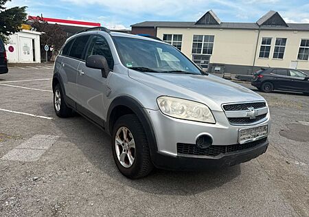 Chevrolet Captiva 2.4 LS 2WD 7-Sitzer*Klima*