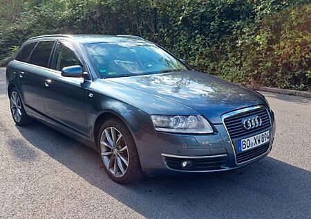 Audi A6 2.4 Avant -