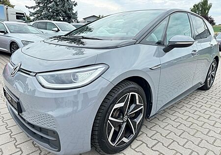 VW ID.3 Volkswagen Pro S 150kW Tour Matrix Wärmepumpe Navi Kam