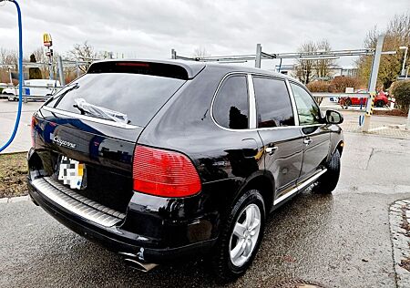 Porsche Cayenne 3.2 V6 Benziner