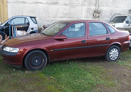 Opel Vectra 1.6 Schiebedach H-Zulassung möglich !