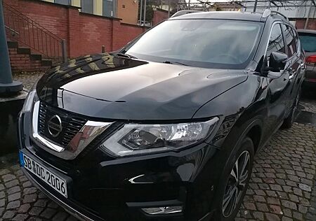 Nissan X-Trail 1.6D TÜV Aut Navi Pano Alu Ahk360°Kamera