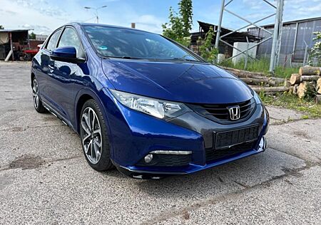 Honda Civic 1.8 i-VTEC Sport Limousine 6-Gang