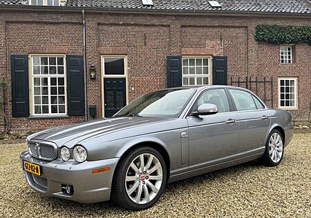 Jaguar XJ Executive 4.2 V8