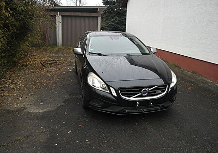 Volvo V60 D5 Geartronic RDesign RDesign