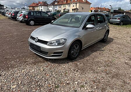 VW Golf Volkswagen VII Lim. Trendline BMT