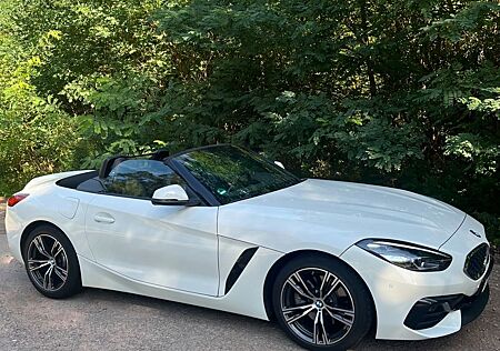 BMW Z4 sDrive20i Advantage ADVANTAGE