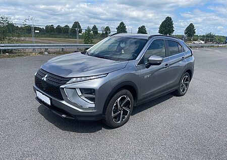 Mitsubishi Eclipse Cross 2.4 PLUG-IN HYBRID 4WD Basis Basis