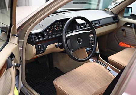 Mercedes-Benz E 260 , fahrbereit, zugelassen, deiner?