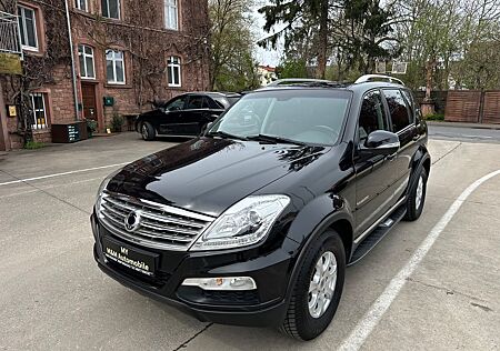 Ssangyong Rexton W Executive 4WD/Automatik/AHK 3.5T/Leder