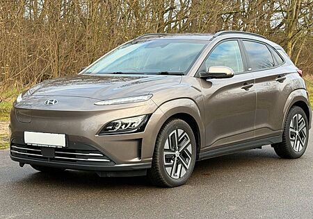 Hyundai Kona EV Prime 150 kW *RW484KM*HeUp*Navi*LED*ACC*
